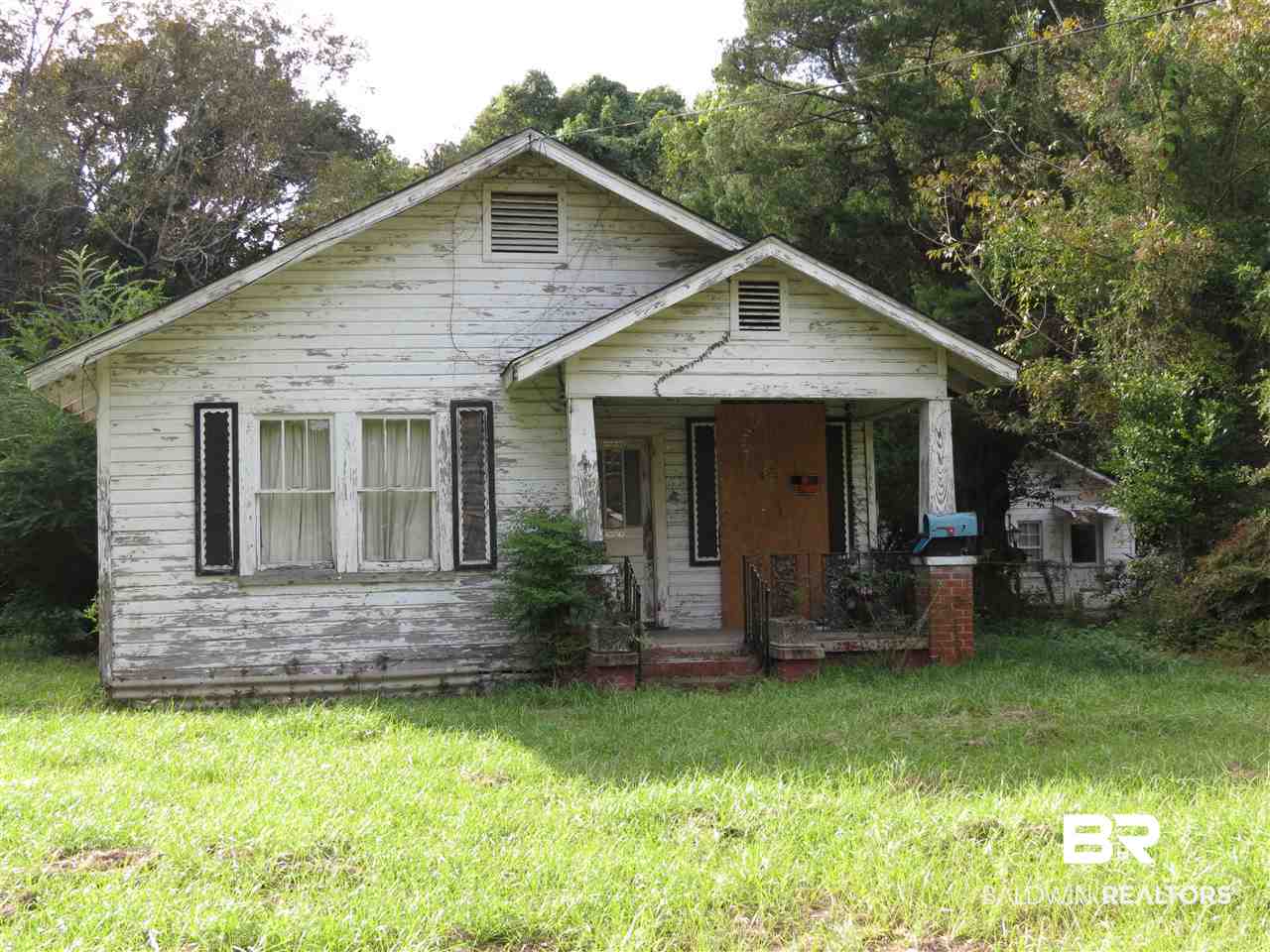 650 Shannon Street Mobile, AL 36606 - Photo 1 of 2