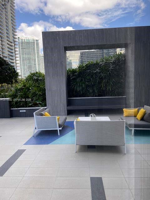 45 Southwest 9th Street, Unit 1007 Miami, FL 33130 - Photo 32 of 63
