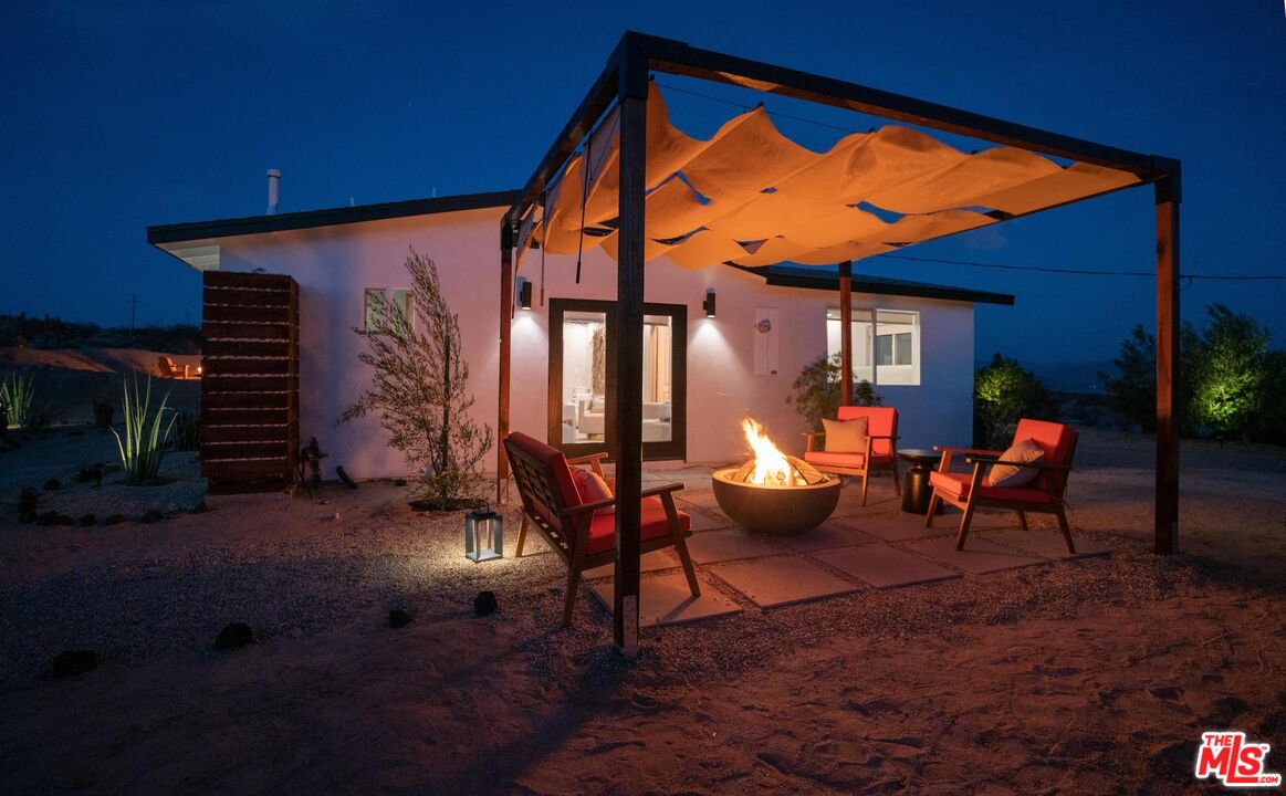 64428 Pole Line Road Joshua Tree, CA 92252 - Photo 54 of 54 a view of outdoor space yard and patio