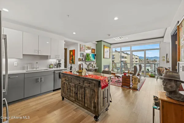 $779,000 | 201 North 1st Street, Unit 904, Coeur D'Alene, ID 83814
