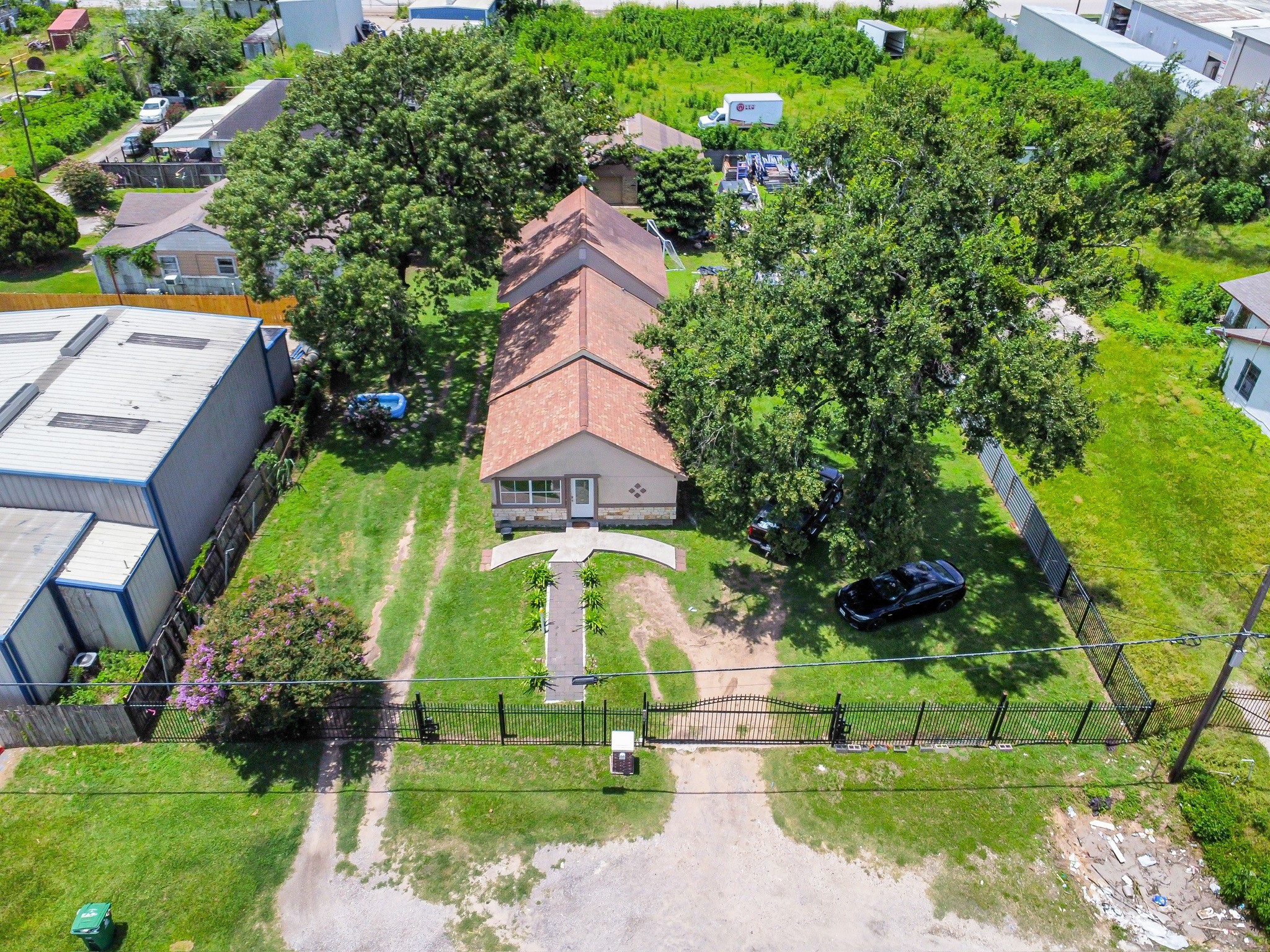 1540 Sheffield Boulevard Houston, TX 77015 - Photo 36 of 42 an aerial view of a house with a garden and trees