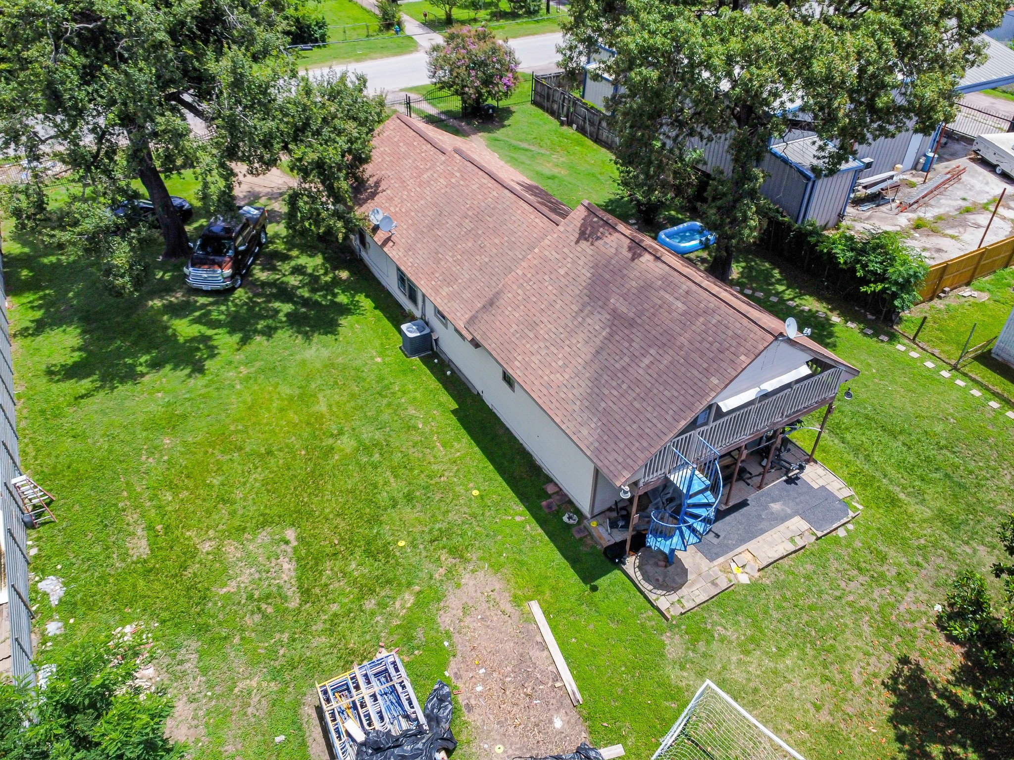 1540 Sheffield Boulevard Houston, TX 77015 - Photo 40 of 42 an aerial view of a house