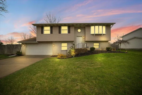 $325,000 | 14400 Riskin Road, Cedar Lake, IN 46303