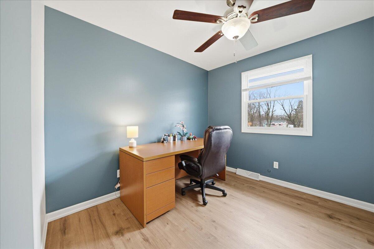 14400 Riskin Road Cedar Lake, IN 46303 - Photo 13 of 32 1200x800