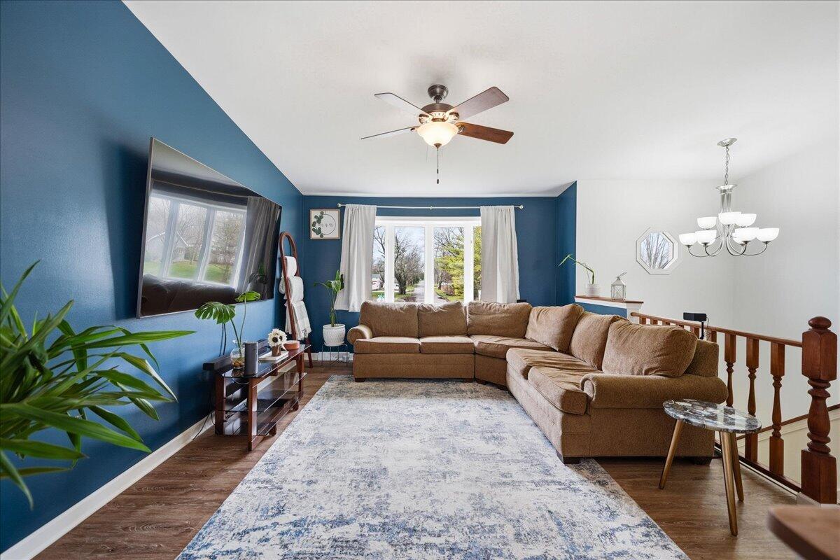 14400 Riskin Road Cedar Lake, IN 46303 - Photo 3 of 32 1200x800