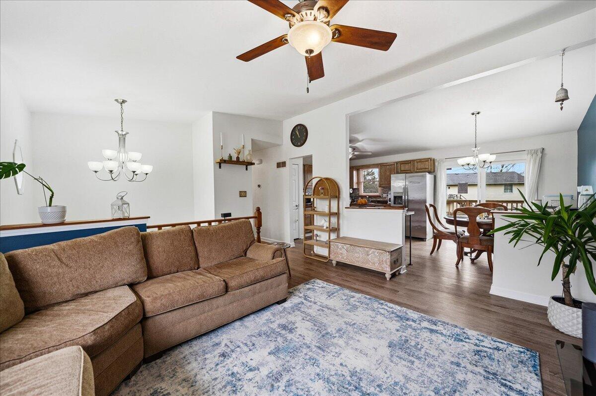 14400 Riskin Road Cedar Lake, IN 46303 - Photo 4 of 32 1200x799