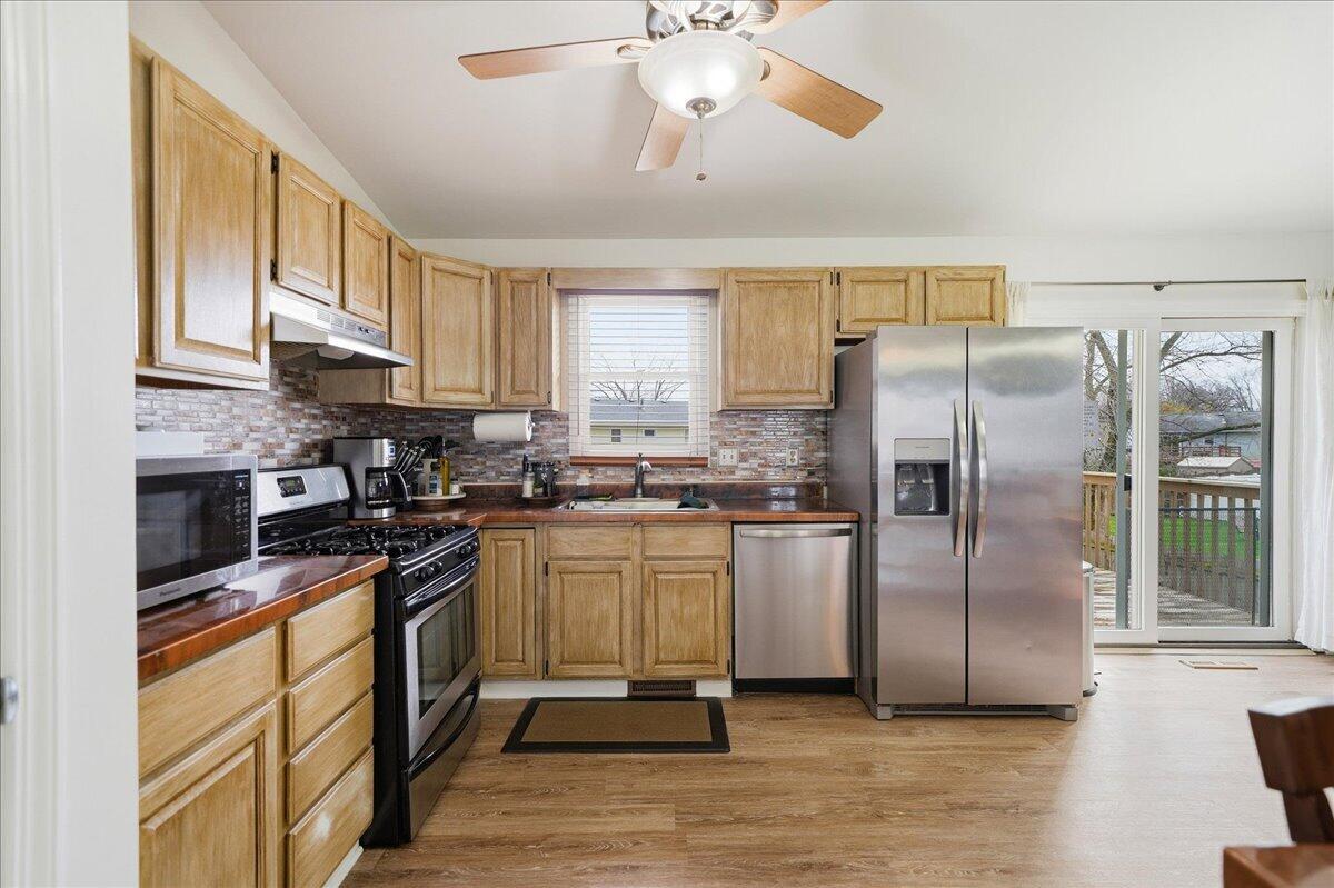 14400 Riskin Road Cedar Lake, IN 46303 - Photo 7 of 32 1200x799