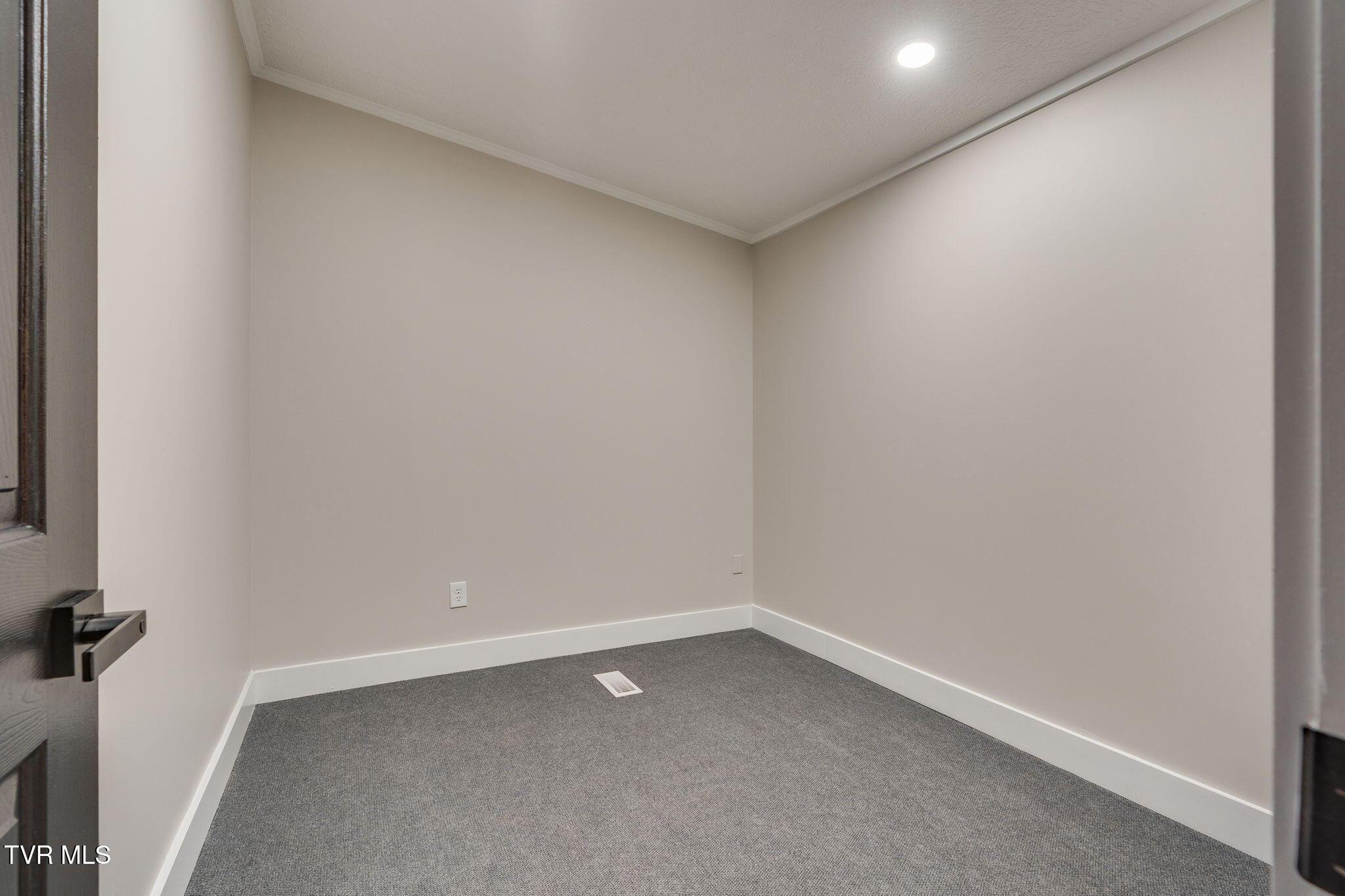 931 Riverside Avenue Kingsport, TN 37660 - Photo 20 of 49 020