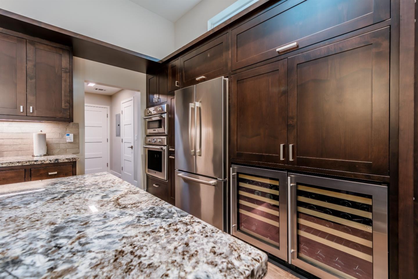 103 Arbuelo Way Los Altos, CA 94022 - Photo 14 of 45