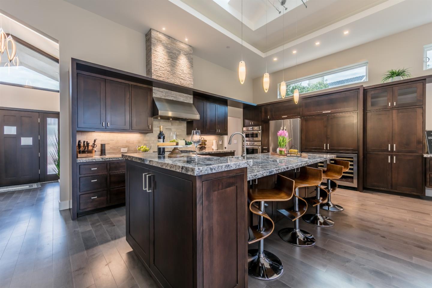 103 Arbuelo Way Los Altos, CA 94022 - Photo 16 of 45