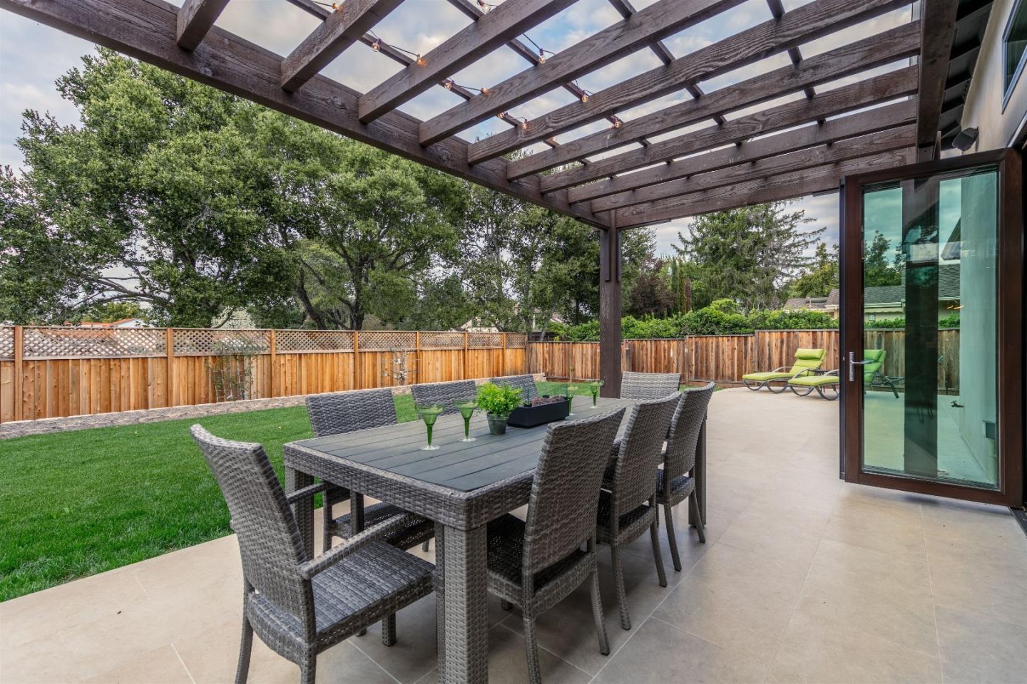 103 Arbuelo Way Los Altos, CA 94022 - Photo 30 of 45