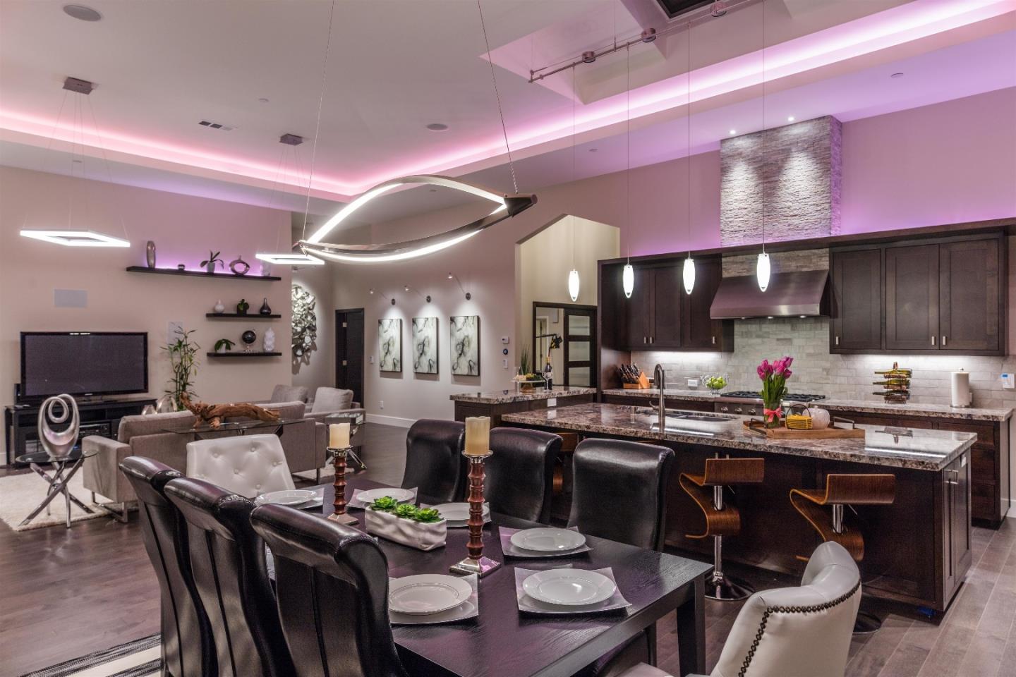 103 Arbuelo Way Los Altos, CA 94022 - Photo 39 of 45 a dining hall with lots of table and chairs