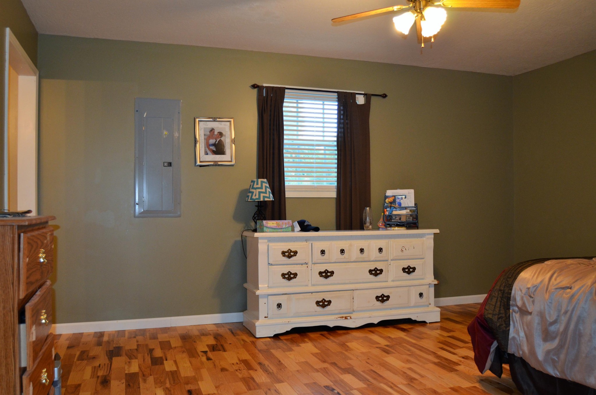 5107 Banner-Roslin Road Jamestown, TN 38556 - Photo 20 of 36 a view of bedroom with furniture and wooden floor