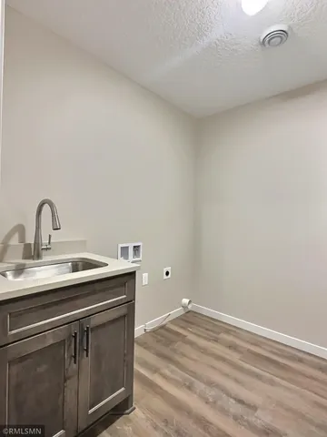 $439,900 | 810 Morrison Avenue Northwest, Annandale, MN 55302