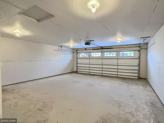 $439,900 | 810 Morrison Avenue Northwest, Annandale, MN 55302