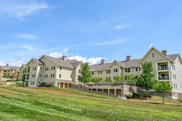 $100,000 | 606-608 Qii Jackson Gore Adams House, Unit 606/608 QII, Ludlow, VT 05149