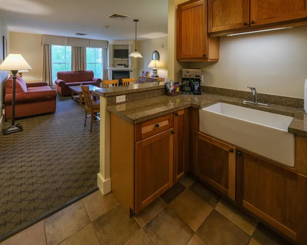 $100,000 | 606-608 Qii Jackson Gore Adams House, Unit 606/608 QII, Ludlow, VT 05149