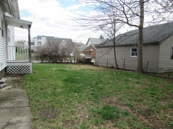 $565,000 | 30 Longwood Avenue, Manchester, NH 03109