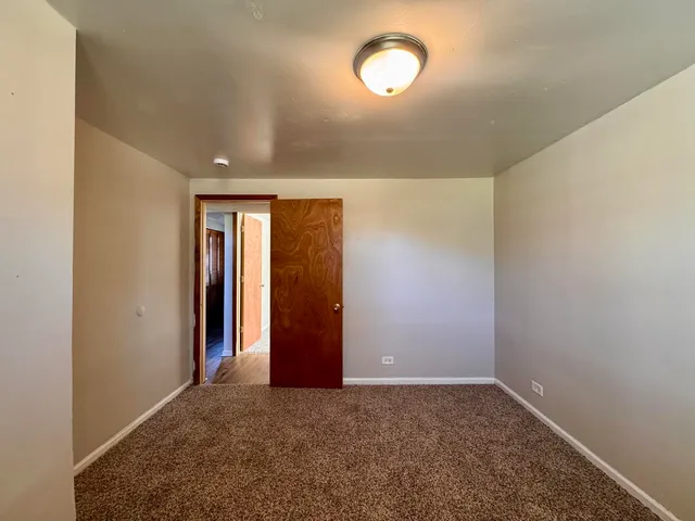 $209,000 | 51 North Pine Lane, Glenwood, IL 60425