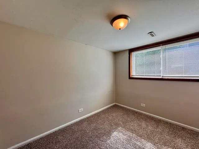 $209,000 | 51 North Pine Lane, Glenwood, IL 60425