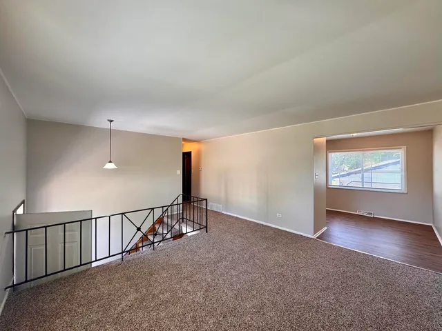 $209,000 | 51 North Pine Lane, Glenwood, IL 60425