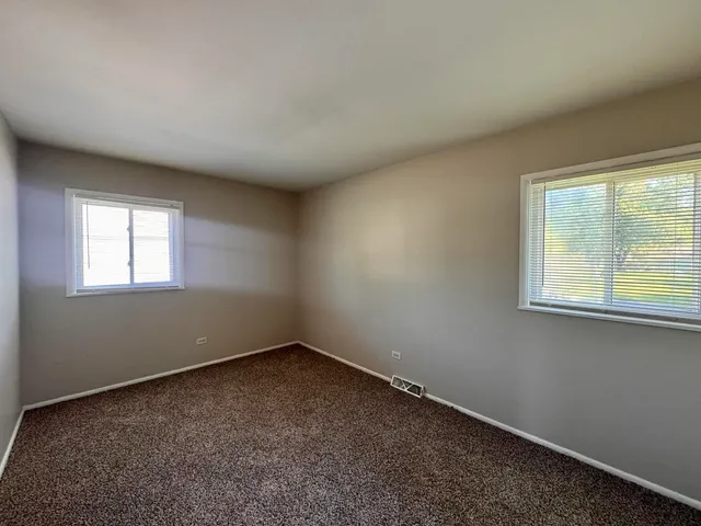 $209,000 | 51 North Pine Lane, Glenwood, IL 60425