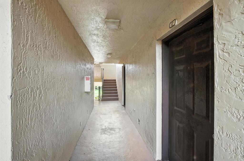 4281 West McNab Road, Unit 16 Pompano Beach, FL 33069 - Photo 18 of 39