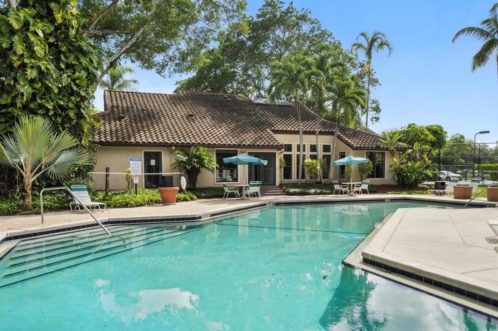 4281 West McNab Road, Unit 16 Pompano Beach, FL 33069 - Photo 32 of 39