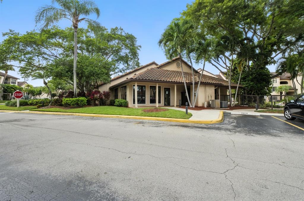 4281 West McNab Road, Unit 16 Pompano Beach, FL 33069 - Photo 34 of 39