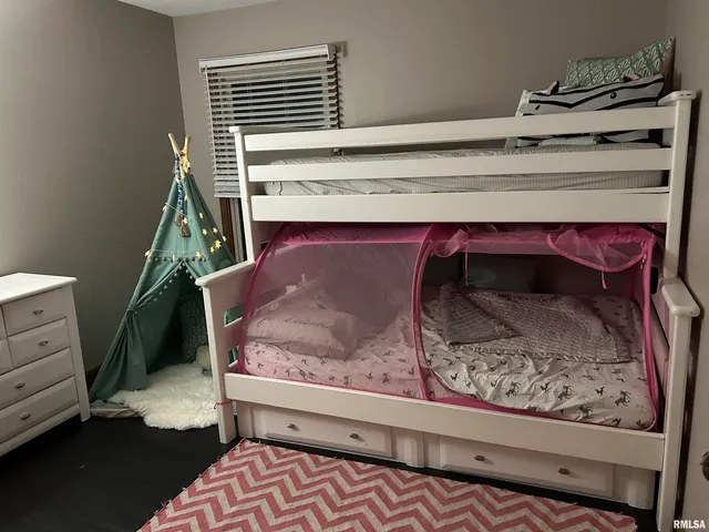 $289,900 | 10 Cayuga Trail, Galena, IL 61036