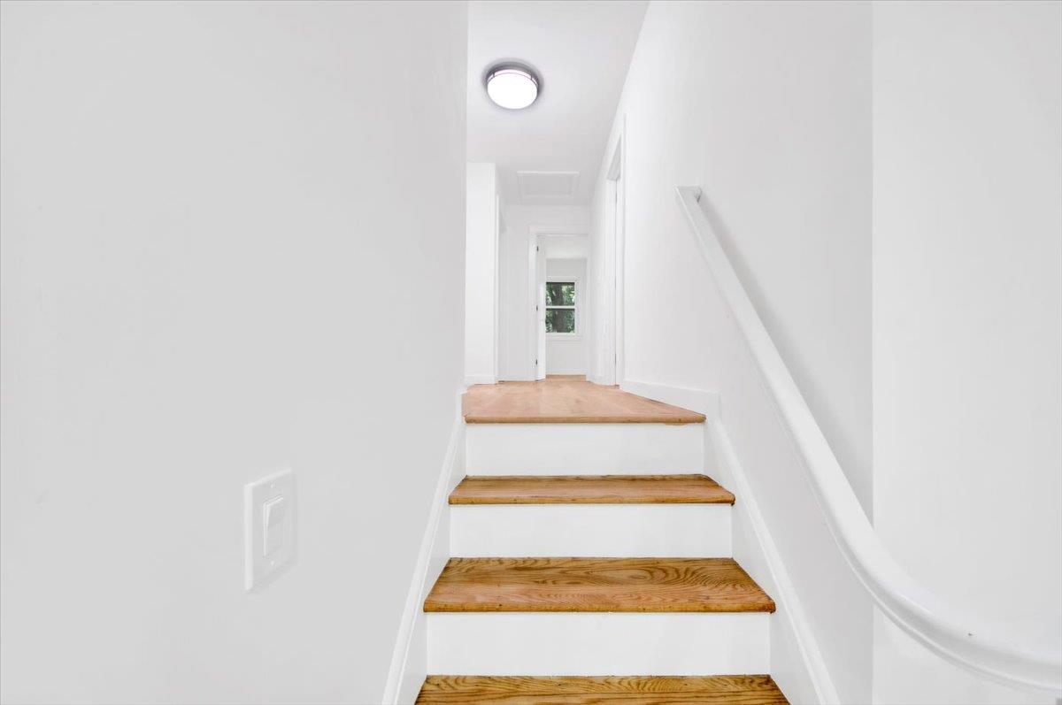 132 Holmes Avenue Hartsdale, NY 10530 - Photo 8 of 34