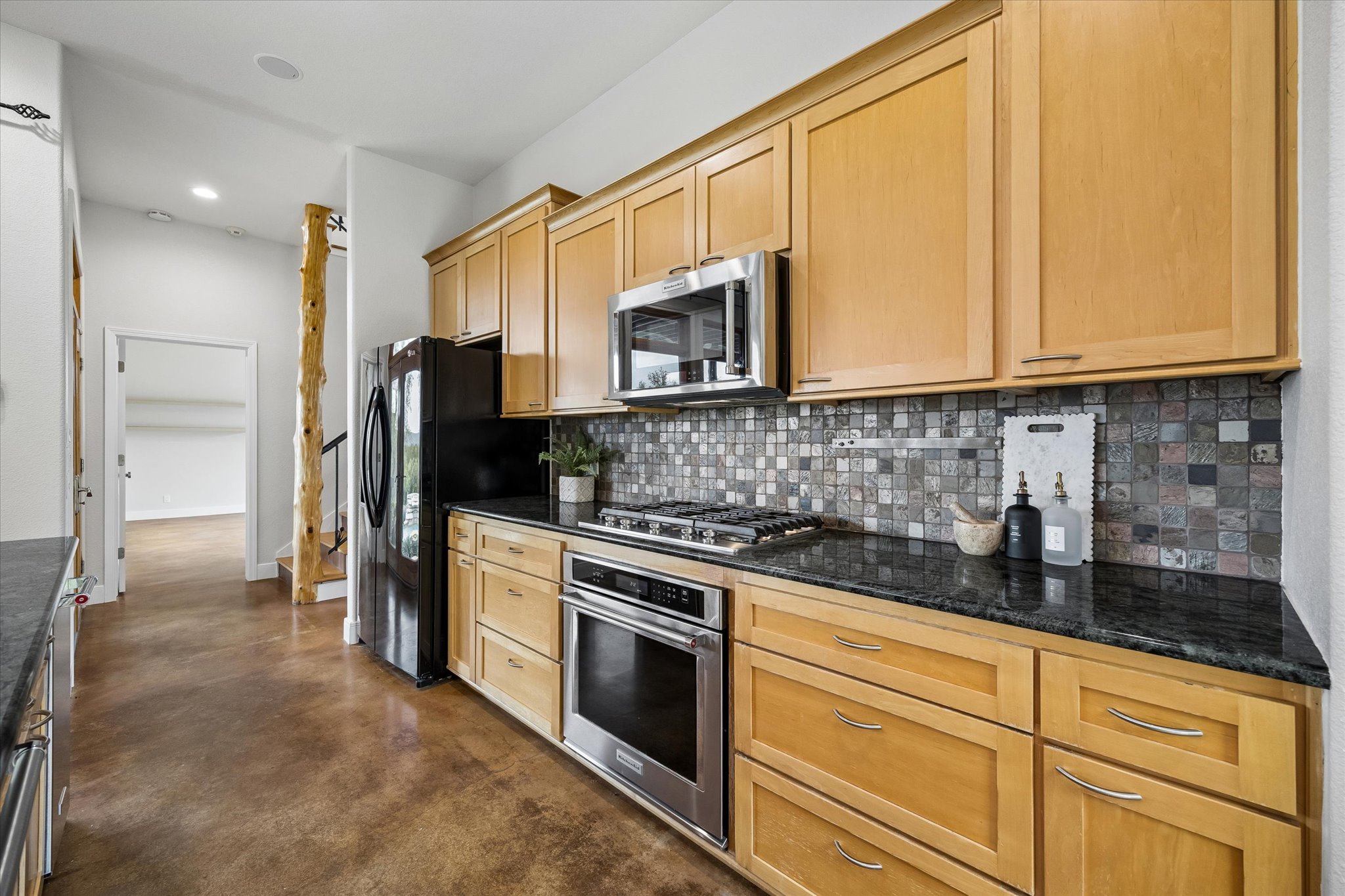 4004 Cloudy Ridge Road Austin, TX 78734 - Photo 7 of 29