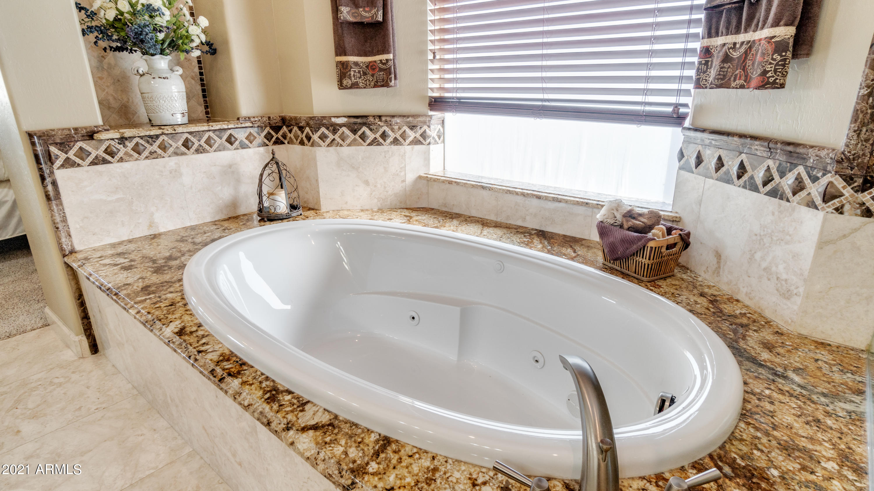 2157 East Tecoma Road Phoenix, AZ 85048 - Photo 24 of 51 2157 E. Tecoma Rd-33