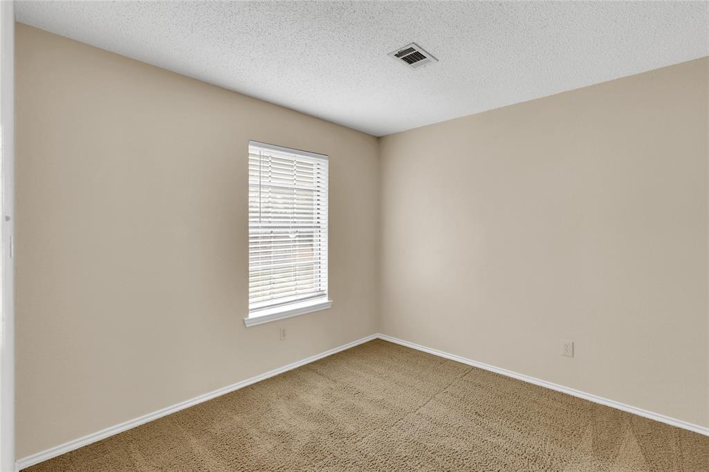 4325 Harvest Hill Road Carrollton, TX 75010 - Photo 14 of 23