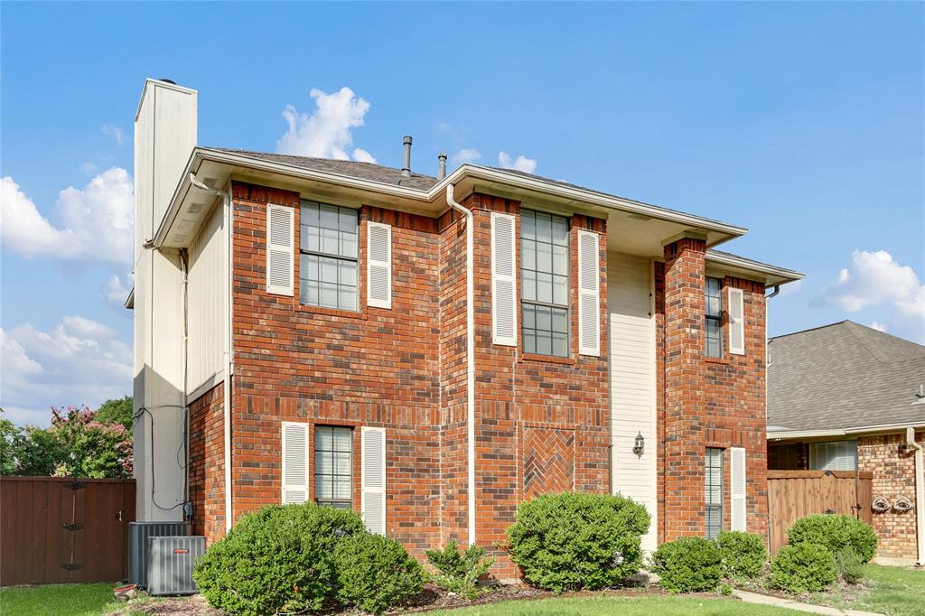 4325 Harvest Hill Road Carrollton, TX 75010 - Photo 2 of 23