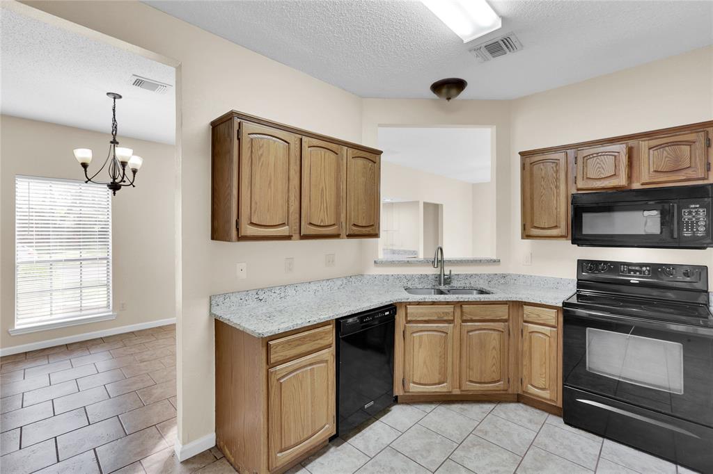 4325 Harvest Hill Road Carrollton, TX 75010 - Photo 6 of 23