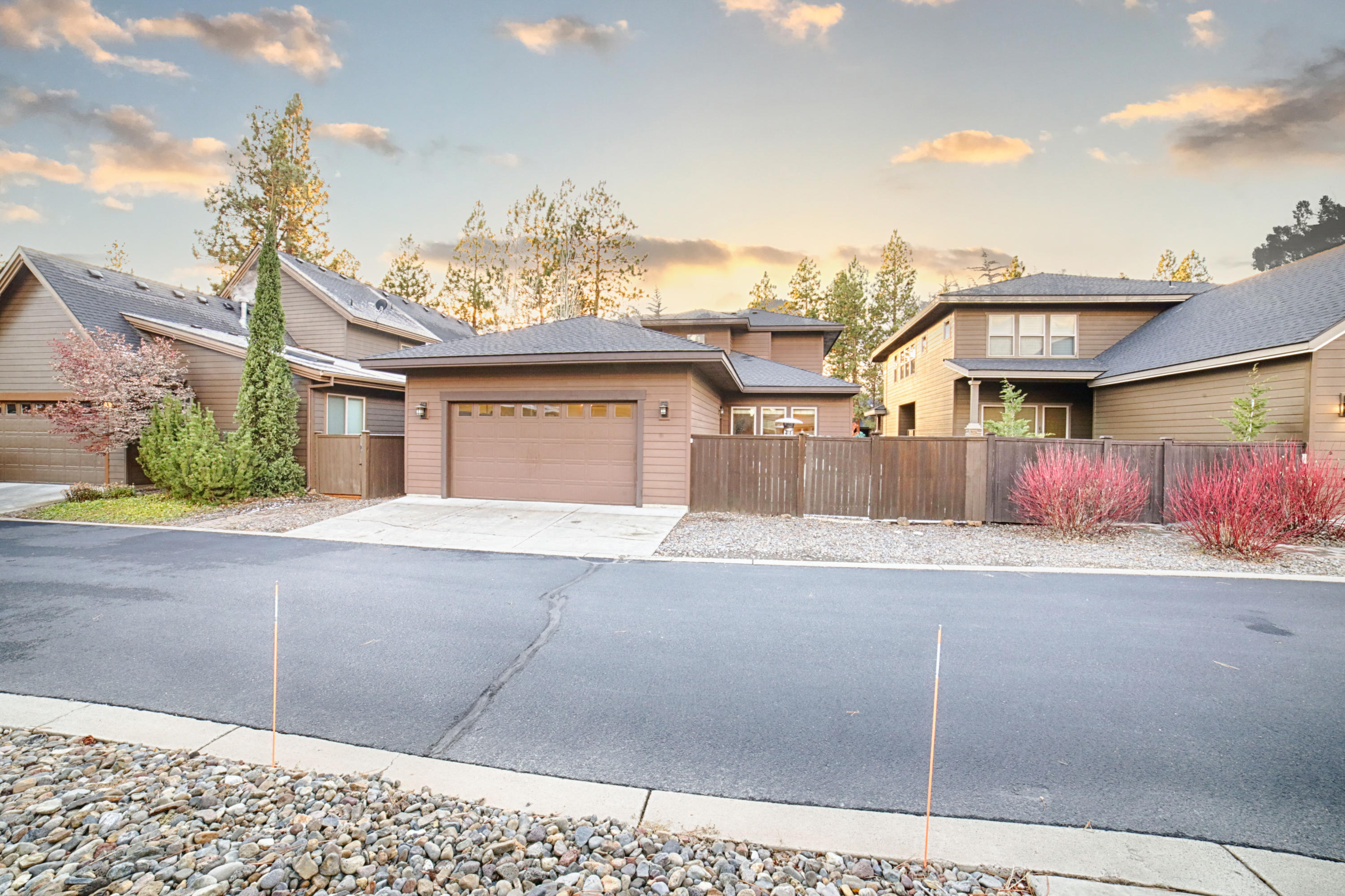 61106 Aspen Rim Lane Bend, OR 97702 - Photo 30 of 34 Ally Backed Garage