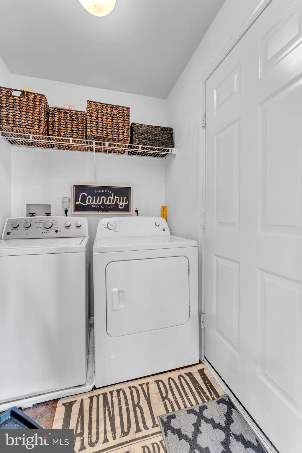 5660 Compton Lane Eldersburg, MD 21784 - Photo 20 of 44 a utility room with dryer and washer