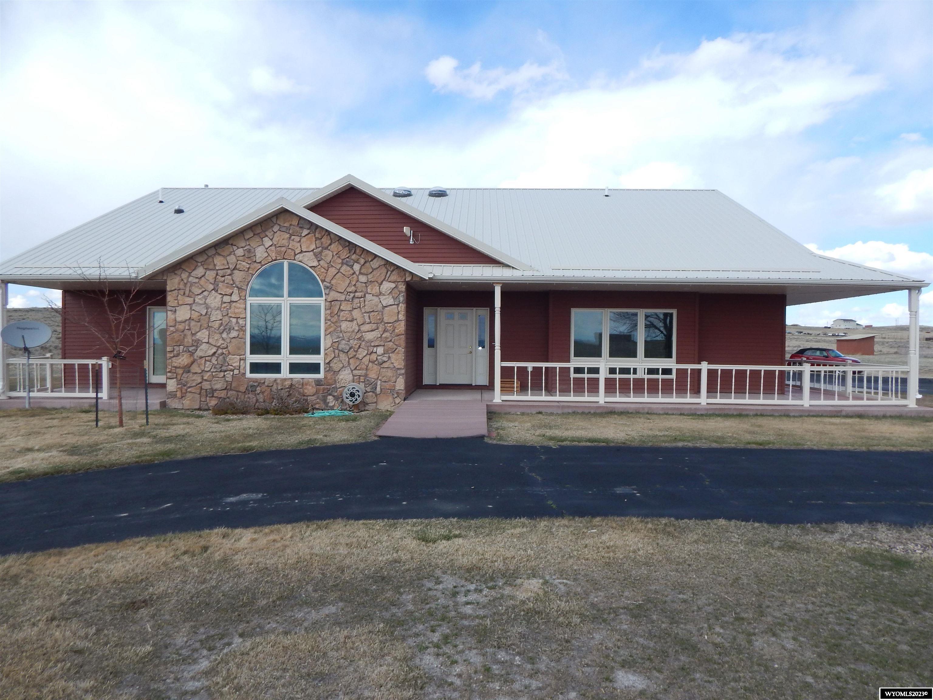 15 Negley Road Douglas, WY 82633 - Photo 1 of 1