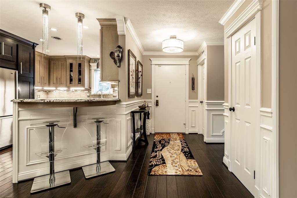 2215 Rome Drive Indianapolis, IN 46228 - Photo 3 of 29