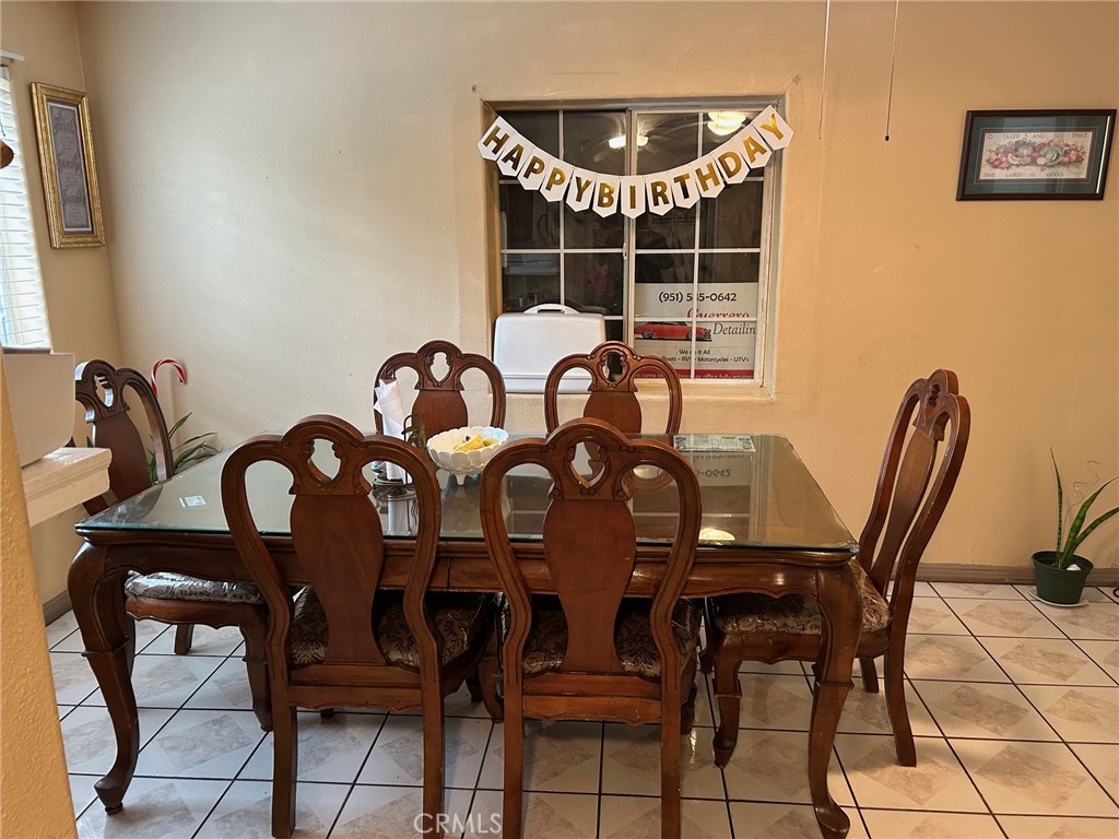 1214 E Street Corona, CA 92882 - Photo 11 of 28 Dining Room