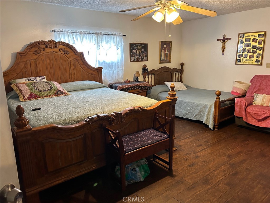 1214 E Street Corona, CA 92882 - Photo 22 of 28 Master Bedroom