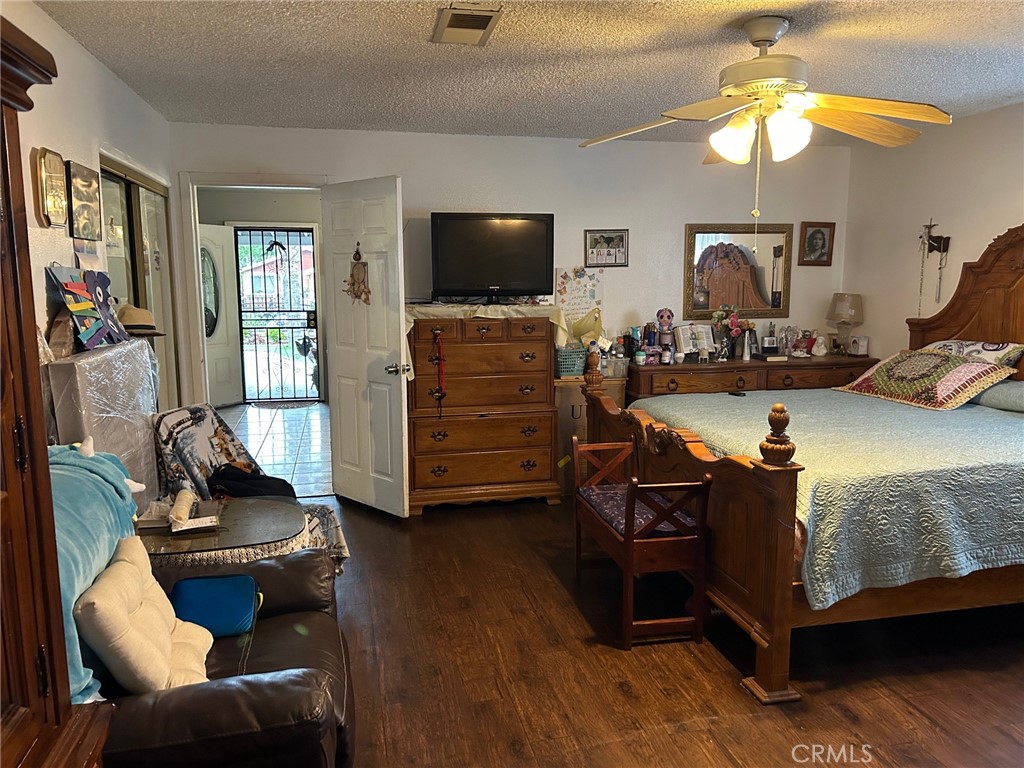 1214 E Street Corona, CA 92882 - Photo 23 of 28 Master Bedroom