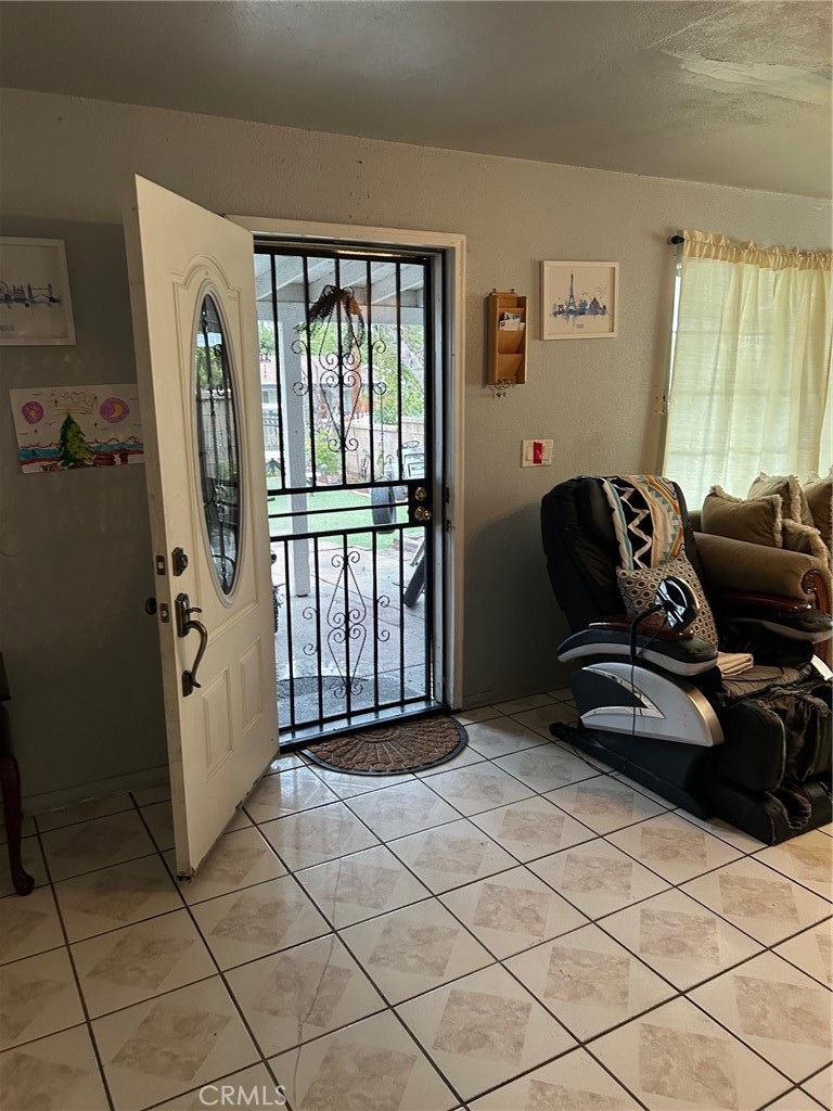 1214 E Street Corona, CA 92882 - Photo 3 of 28 Front Door into Living Room