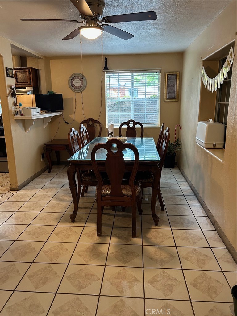 1214 E Street Corona, CA 92882 - Photo 9 of 28 Dining Room