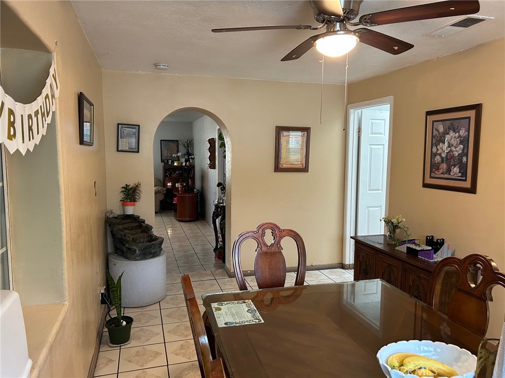 1214 E Street Corona, CA 92882 - Photo 10 of 28 Dining Room