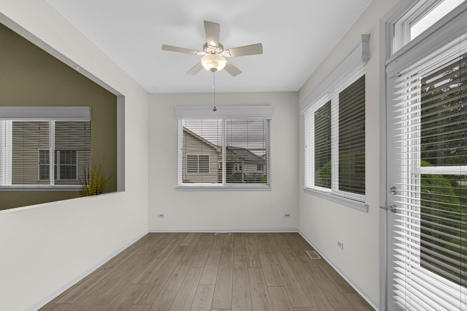 735 Pentwater Road Romeoville, IL 60446 - Photo 28 of 48 Gallery Image 28
