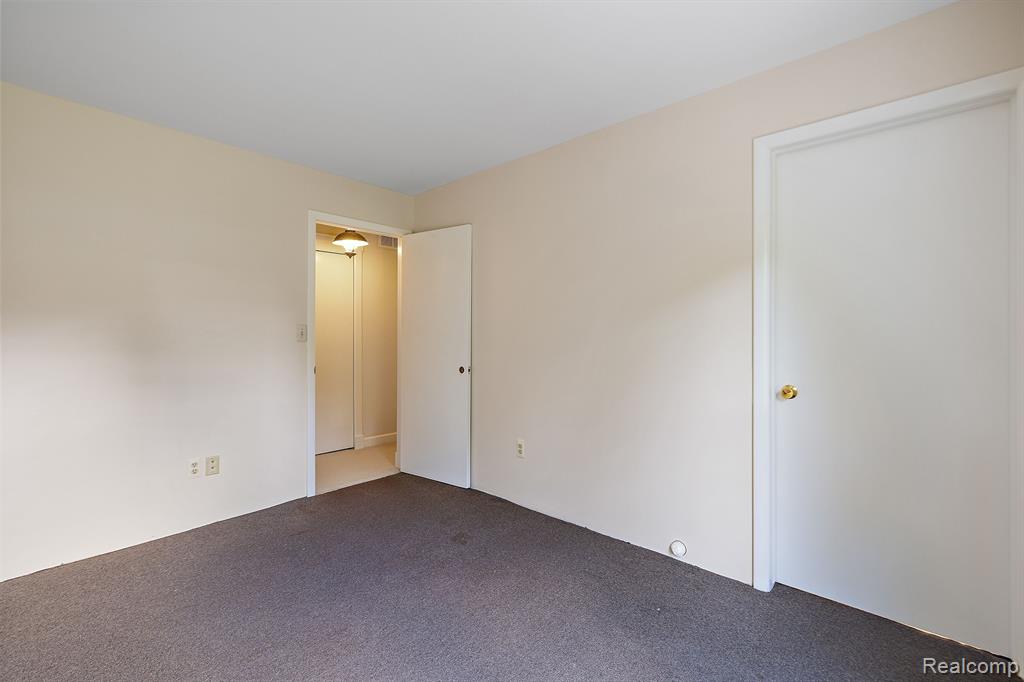 1300 East Fairview Lane Rochester Hills, MI 48306 - Photo 59 of 64