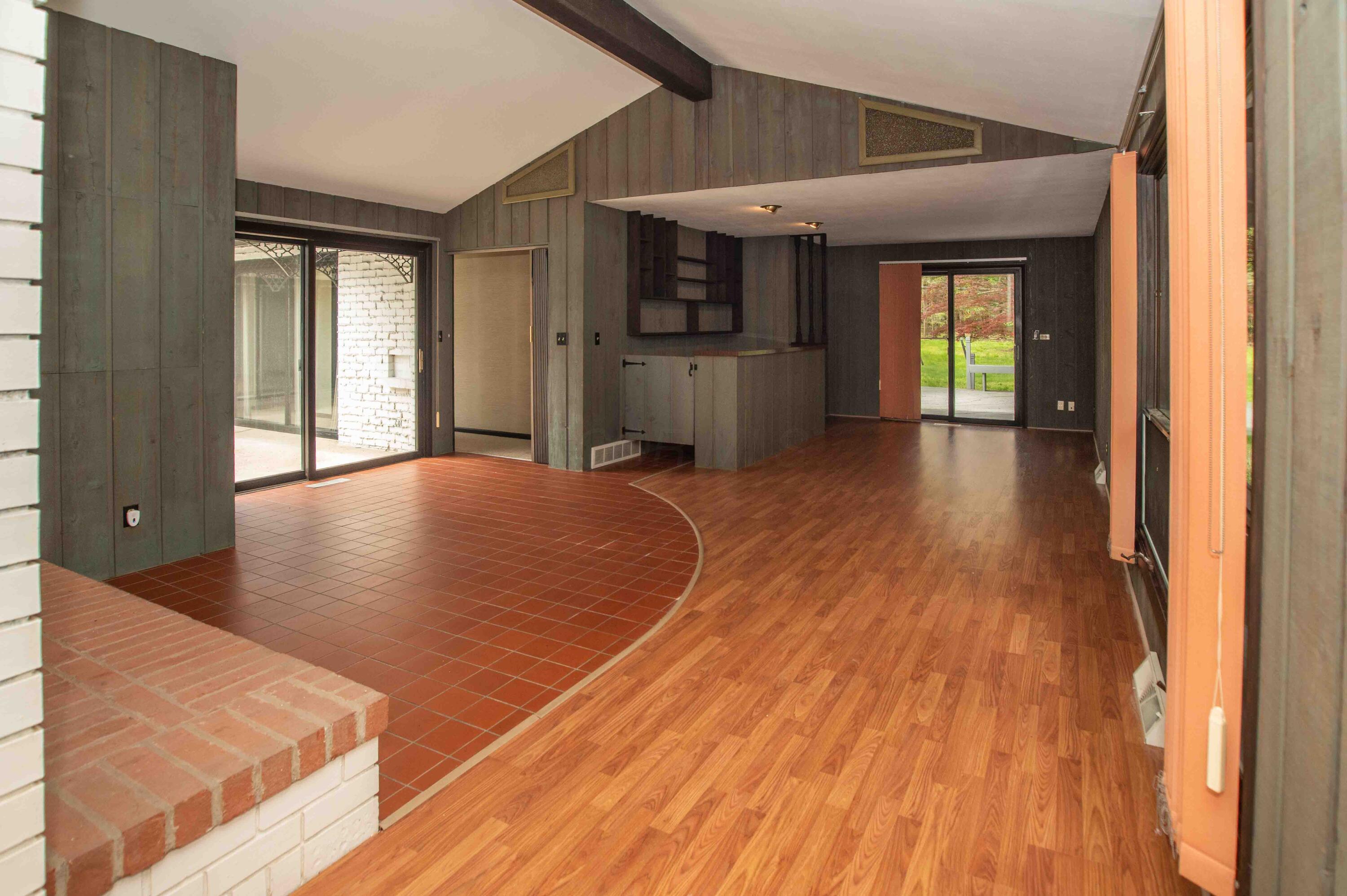 613 Old Farm Road Columbus, OH 43213 - Photo 32 of 70 -midcentury-080