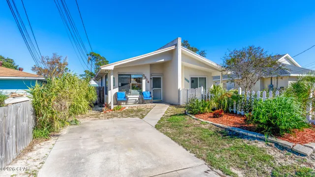 $265,000 | 5814 Pinetree Avenue, Panama City Beach, FL 32408